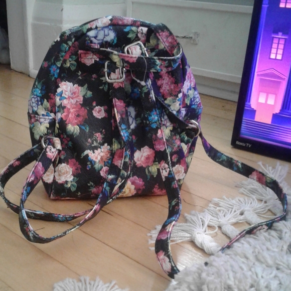 Small mini backpack - Picture 10 of 10